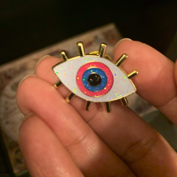 bride and wolfe Accessories - Bride & Wolfe Eye Pin